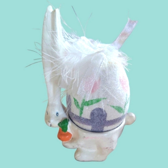 LOT OF ADORABLE VINTAGE EASTER BUNNY FIGURINES & PINK EGG HOLDER ~ HAND-PAINTED - Picture 5 of 12